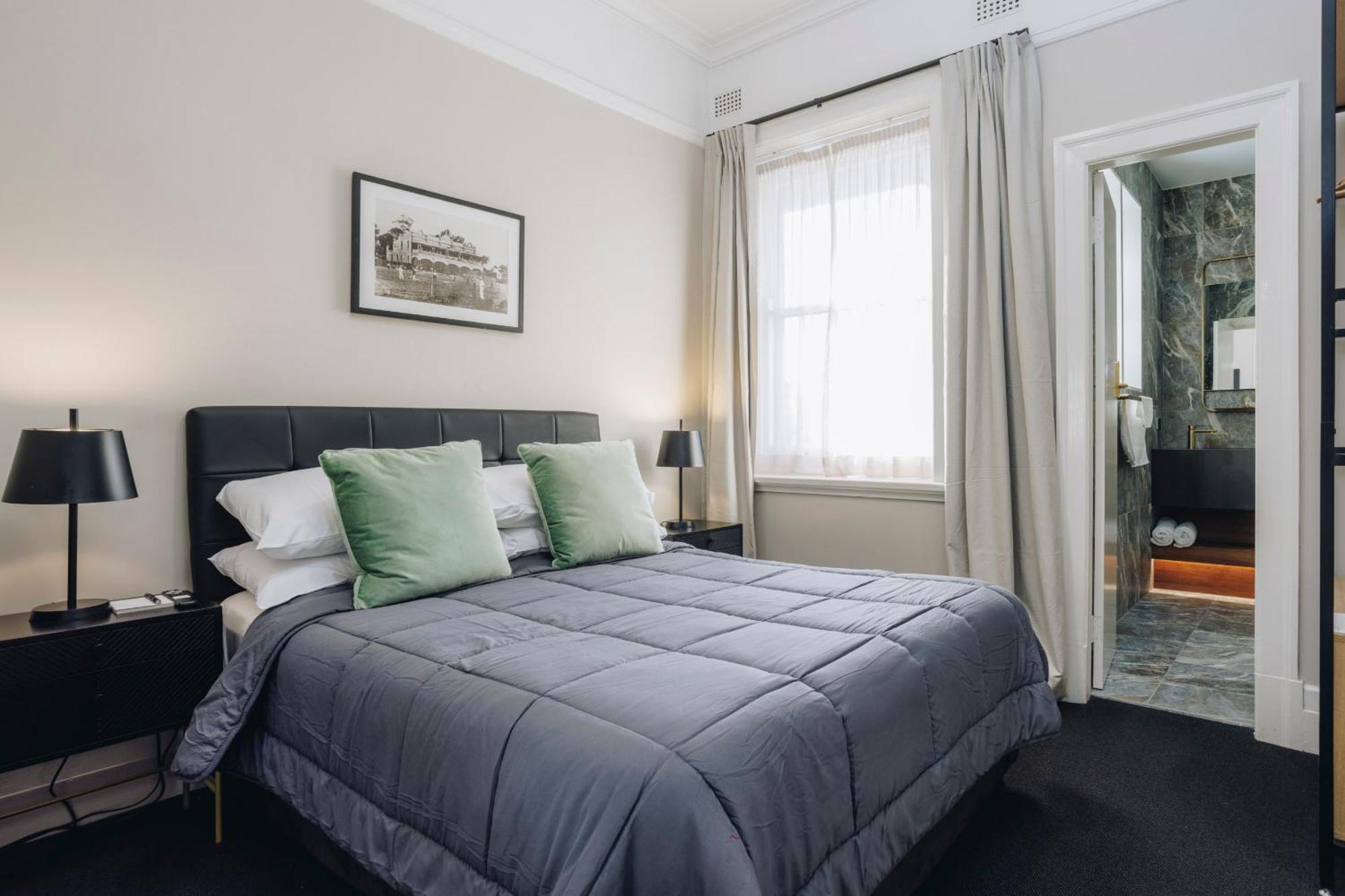 Hotel Γκόσφορντ Εξωτερικό φωτογραφία